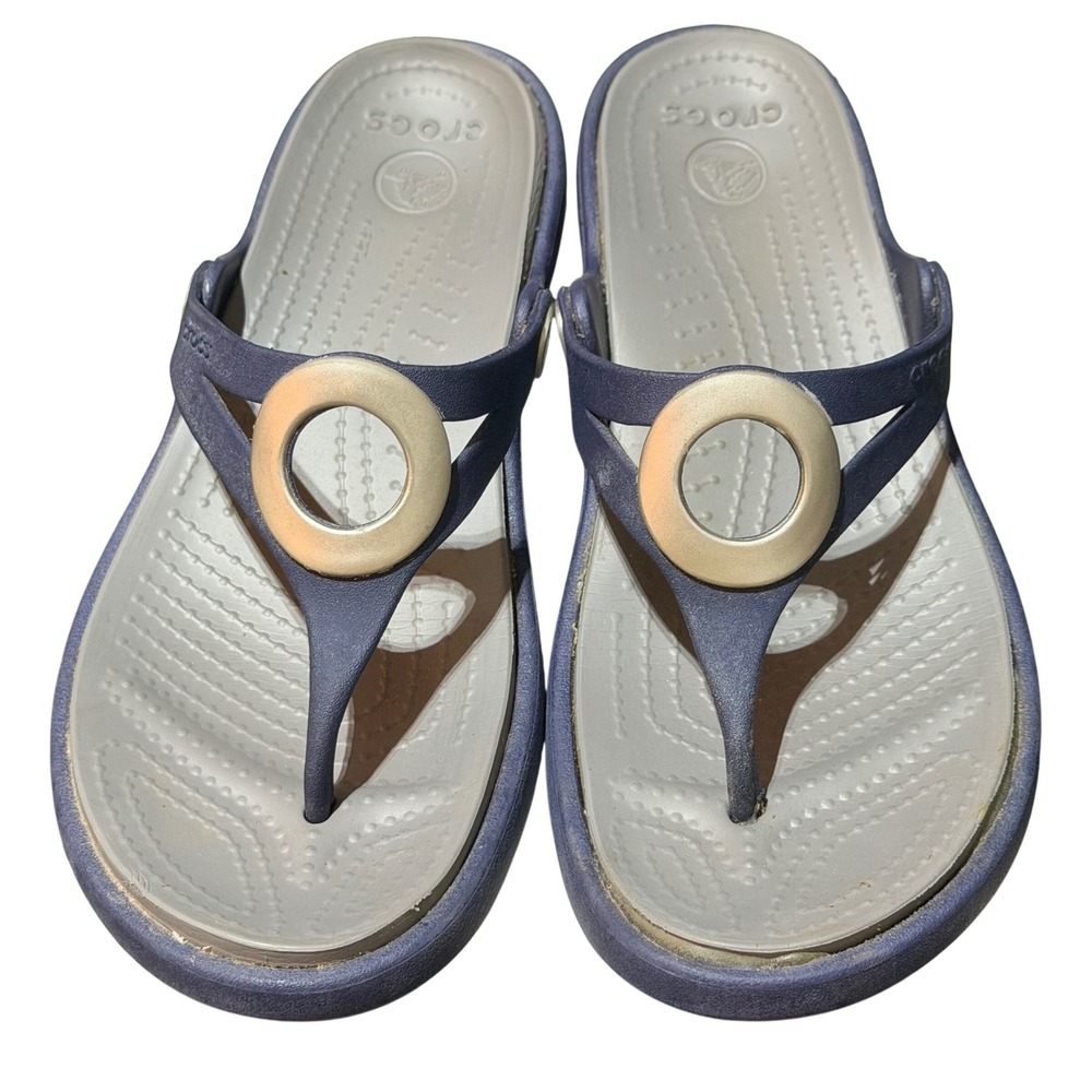Crocs Sanrah Circle Wedge Sandals Womens 6 Navy Blue Croslite Flip Flops Comfort
